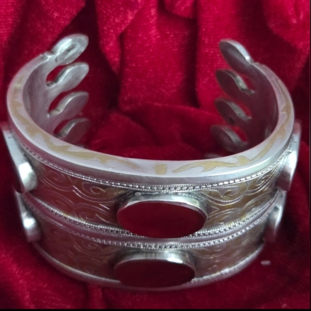 VINTAGE HEAVY OLD SILVER & GOLD GEM STONES CARNELIAN TEKKE TURKOMAN TRIBAL BRACE